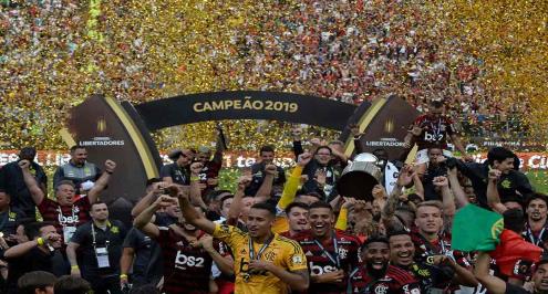 عودة تاريخية.. فلامنجو يجرد ريفر بليت من لقبه ويتوج بطلًا لكوبا ليبرتادورس